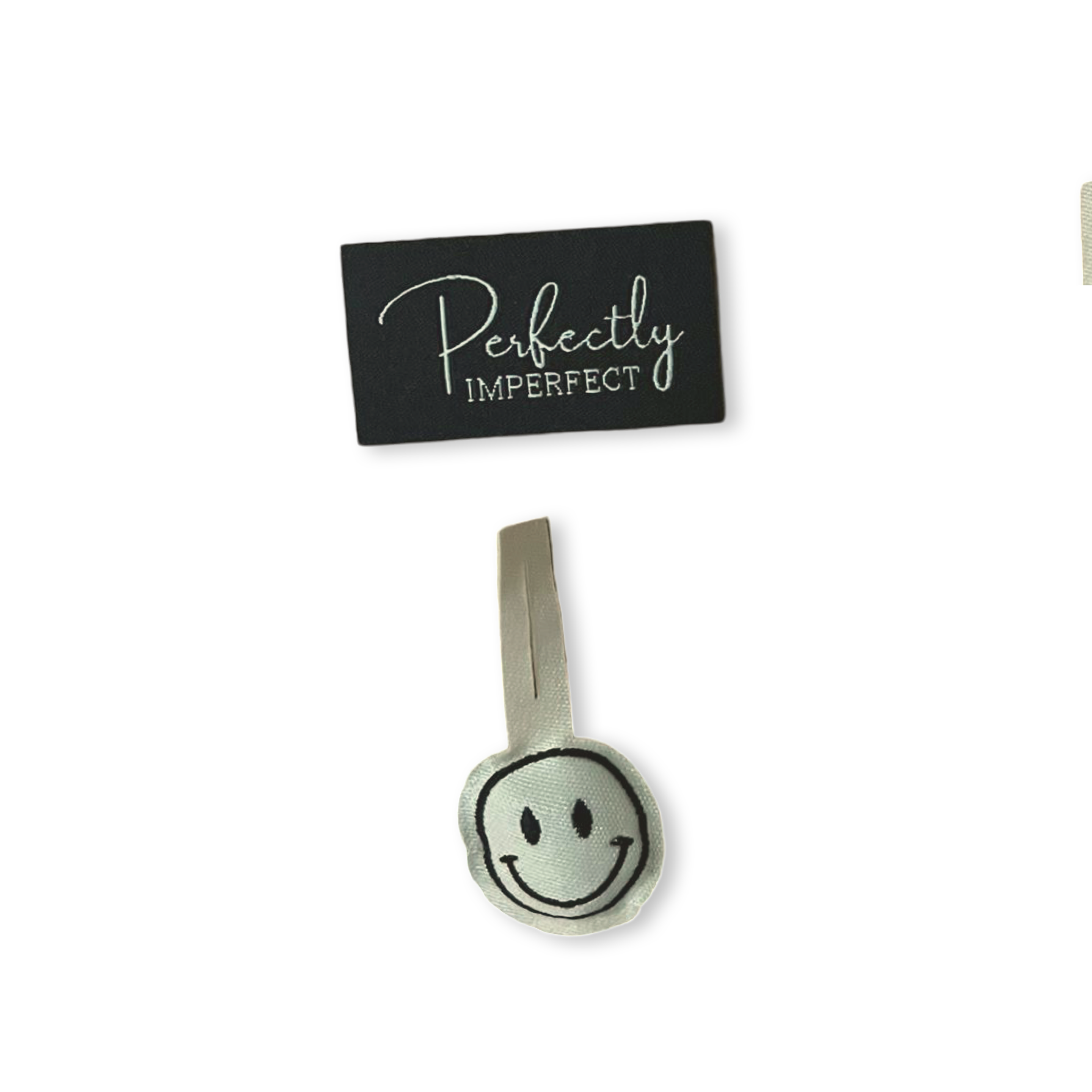 1Set 3D-Zipperpuller "Smiley" und Weblabel "Perfectly Imperfect" schwarz