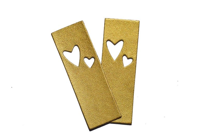 5 Aufnäher Kunstleder Herzen gold