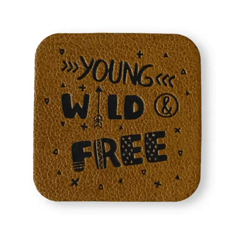 Aufnäher Kunstleder Young wild an free